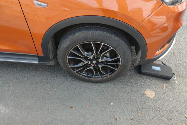 Used Soueast DX3 2016 1.5T CVT Flagship Model Right Front Wheel Hub