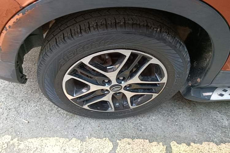 Used Soueast DX3 2016 1.5L Manual Luxury Edition Right Rear Wheel Hub