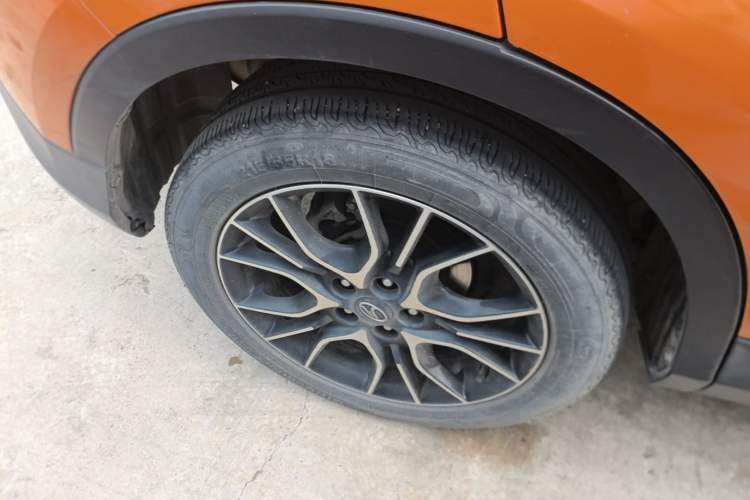 Used Soueast DX3 2016 1.5T CVT Flagship Model Right Rear Wheel Hub
