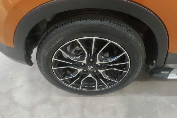 Used Soueast DX3 2016 1.5T CVT Flagship Model Right Rear Wheel Hub