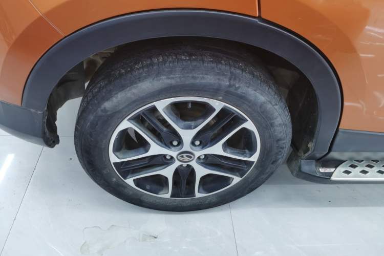 Used Soueast DX3 2016 1.5L Manual Luxury Edition Right Rear Wheel Hub