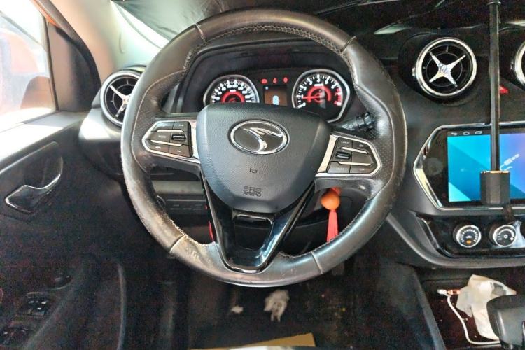 Used Soueast DX3 2016 1.5T CVT Flagship Model Steering Wheel