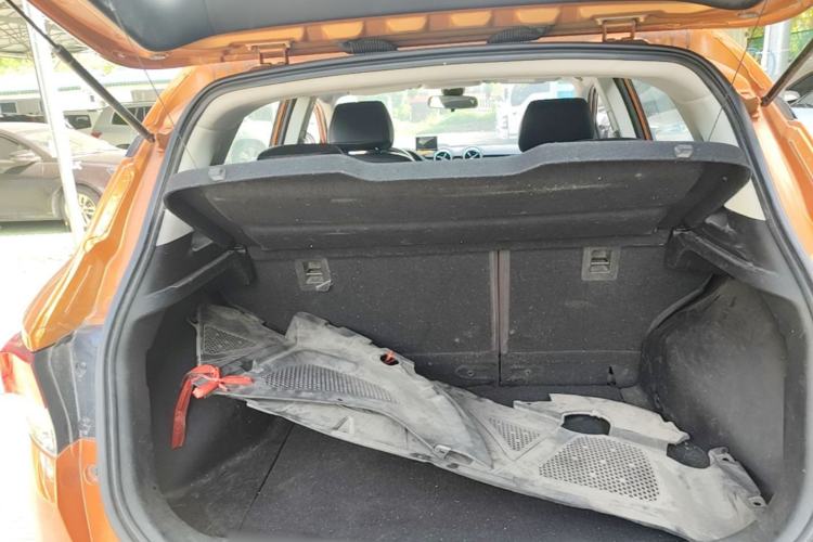 Used Soueast DX3 2016 1.5L Manual Luxury Model Trunk