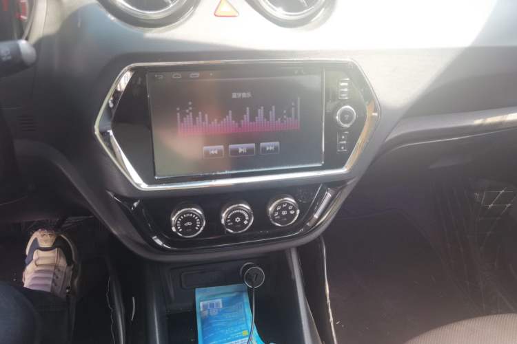 Used Soueast DX3 2016 1.5L Manual Luxury Edition Audio And AC Panel