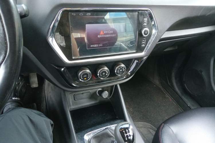 Used Soueast DX3 2016 1.5L Manual Luxury Edition Audio And AC Panel