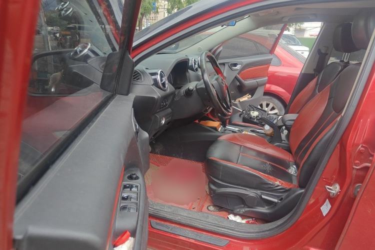 Used Soueast DX3 2016 1.5T SRG CVT Flagship Edition Driver Seat