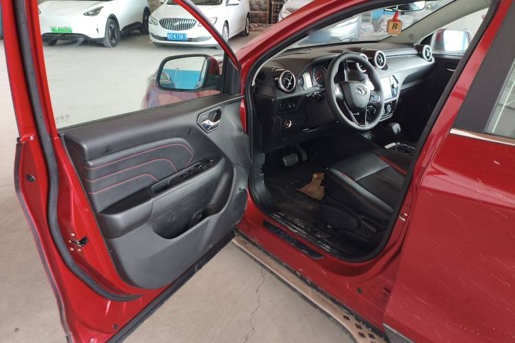 Used Soueast DX3 2016 1.5T CVT Prestige Edition Driver Seat