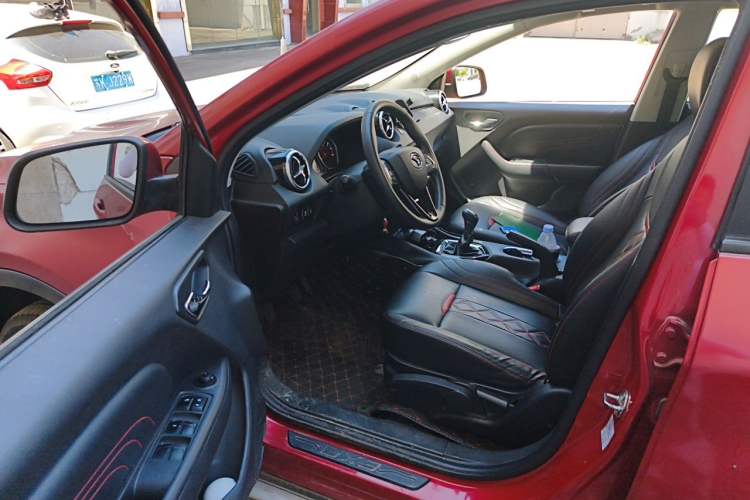 Used Soueast DX3 2016 1.5L Manual Luxury Model Driver Seat