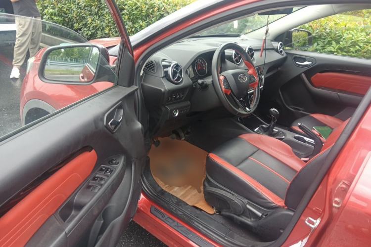 Used Soueast DX3 2016 1.5T SRG Manual Flagship Model Driver Seat