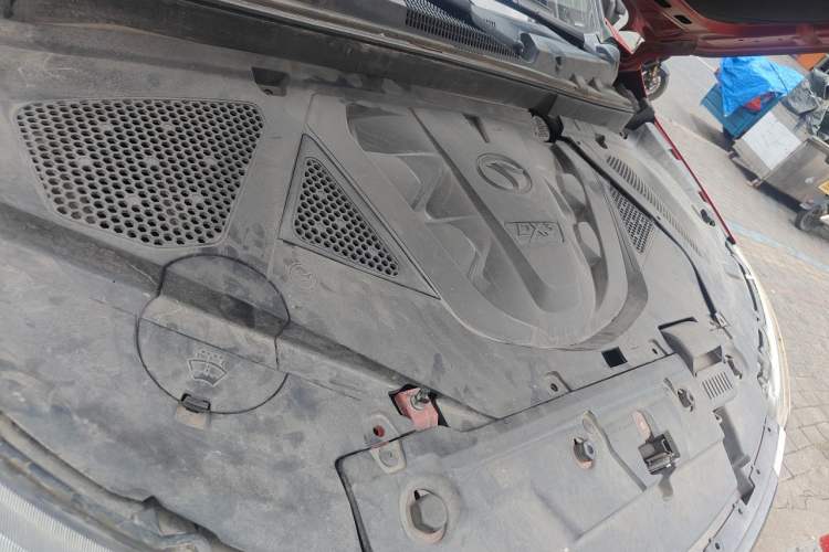 Used Soueast DX3 2016 1.5T SRG CVT Flagship Edition Engine Bay Right