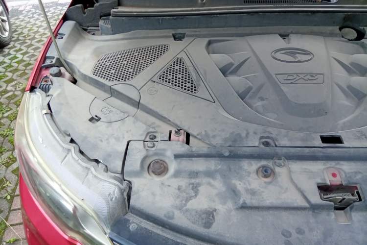 Used Soueast DX3 2016 1.5L Manual Luxury Edition Engine Bay Right