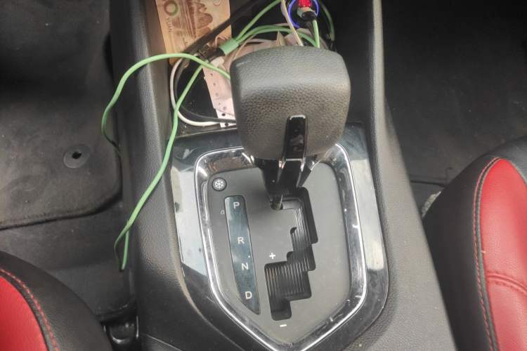 Used Soueast DX3 2016 1.5T SRG CVT Flagship Edition Gear Lever