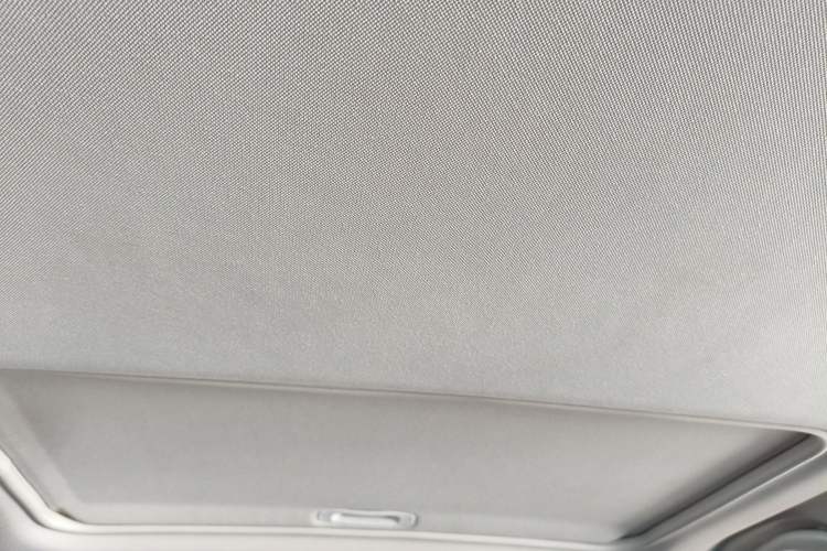 Used Soueast DX3 2016 1.5T CVT Prestige Edition Headliner