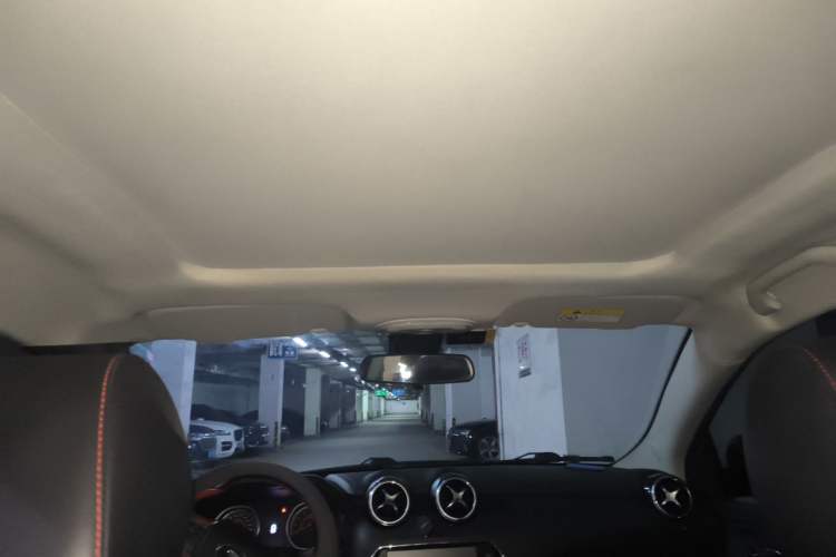 Used Soueast DX3 2016 1.5T CVT Flagship Model Headliner