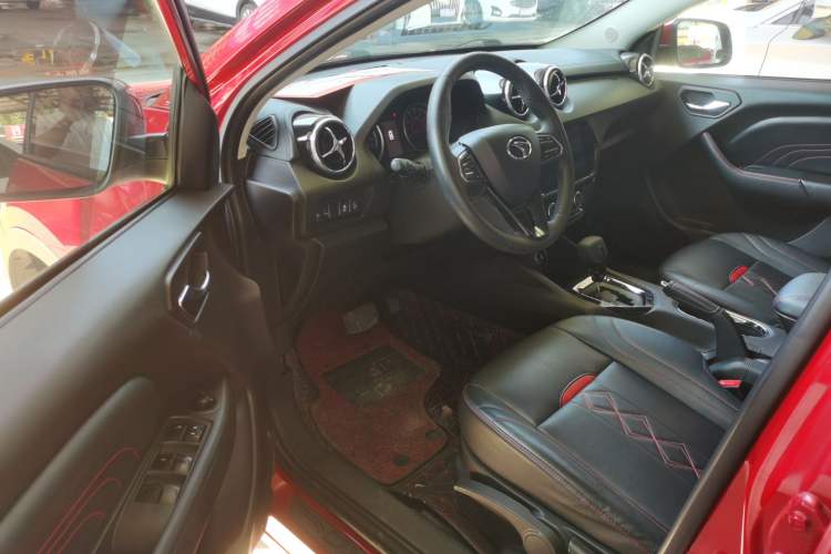 Used Soueast DX3 2016 1.5T CVT Luxury Model Interior 2