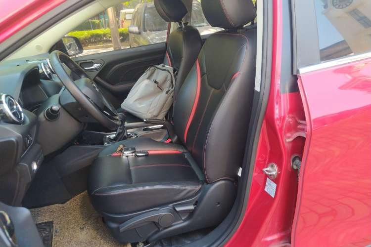 Used Soueast DX3 2016 1.5L Manual Luxury Edition Left Front Seat