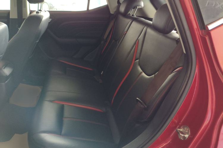 Used Soueast DX3 2016 1.5T CVT Prestige Edition Left Rear Seat