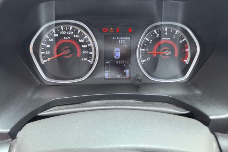 Used Soueast DX3 2016 1.5L Manual Flagship Version Odometer Close Up