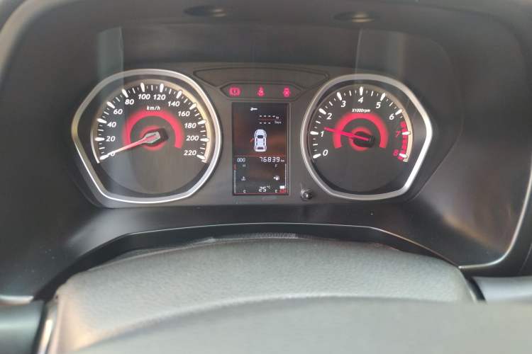 Used Soueast DX3 2016 1.5L Manual Luxury Edition Odometer Close Up