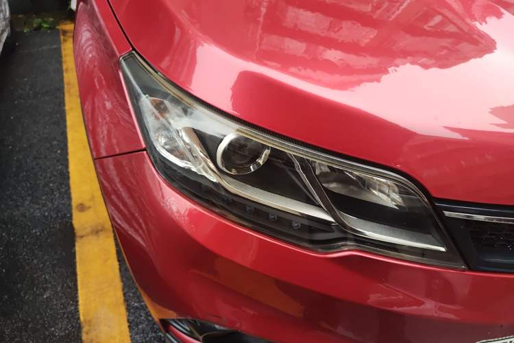 Used Soueast DX3 2016 1.5L Manual Luxury Edition Right Front Headlight