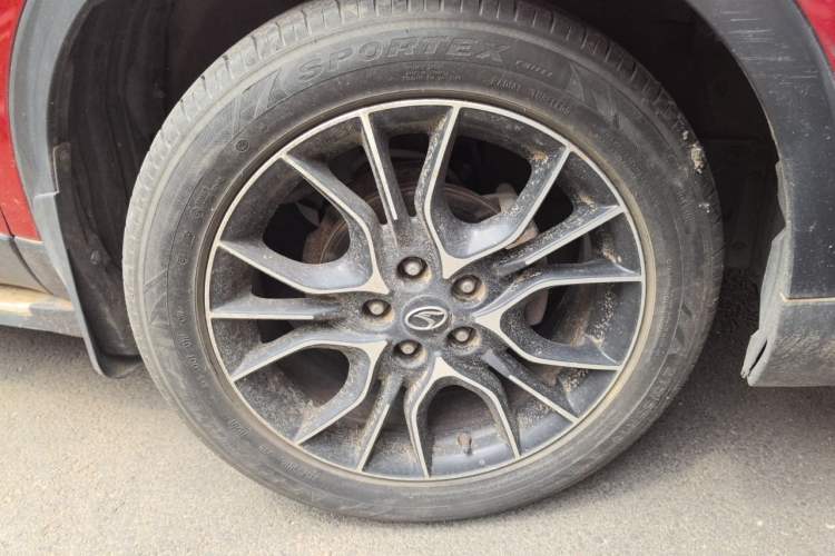 Used Soueast DX3 2016 1.5L Manual Flagship Version Right Front Wheel Hub