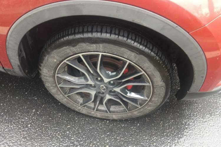 Used Soueast DX3 2016 1.5T SRG Manual Flagship Model Right Front Wheel Hub