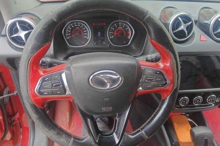 Used Soueast DX3 2016 1.5T SRG CVT Flagship Edition Steering Wheel