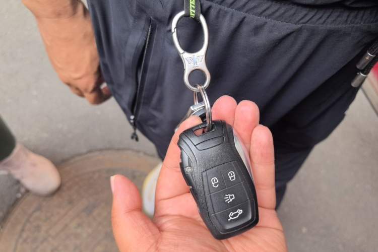 Used Soueast DX3 2016 1.5L Manual Flagship Version Vehicle Key