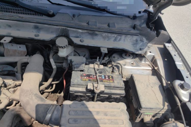 Used Soueast DX3 2016 1.5T CVT Prestige Edition Engine Bay Left