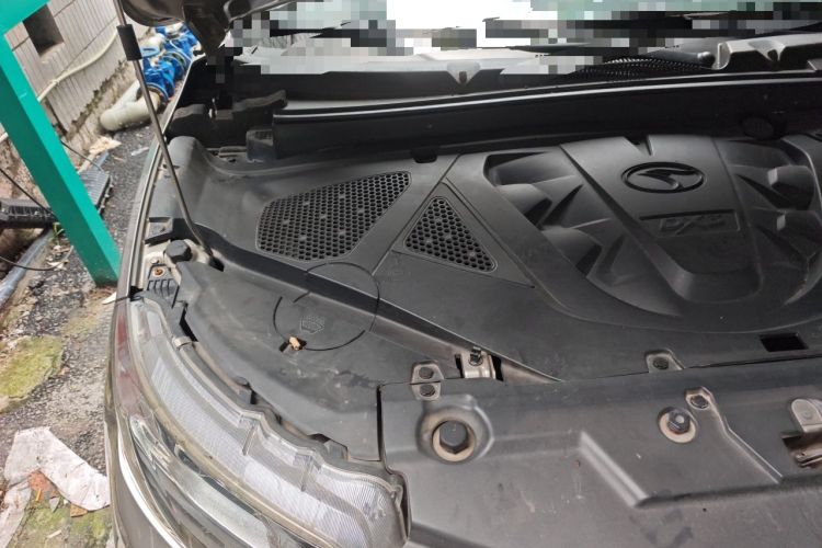Used Soueast DX3 2016 1.5L Manual Luxury Model Engine Bay Right