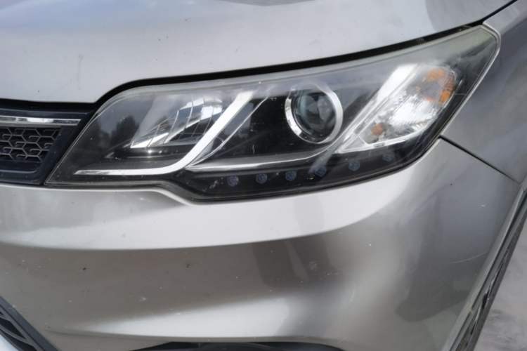 Used Soueast DX3 2016 1.5L Manual Luxury Edition Left Front Headlight