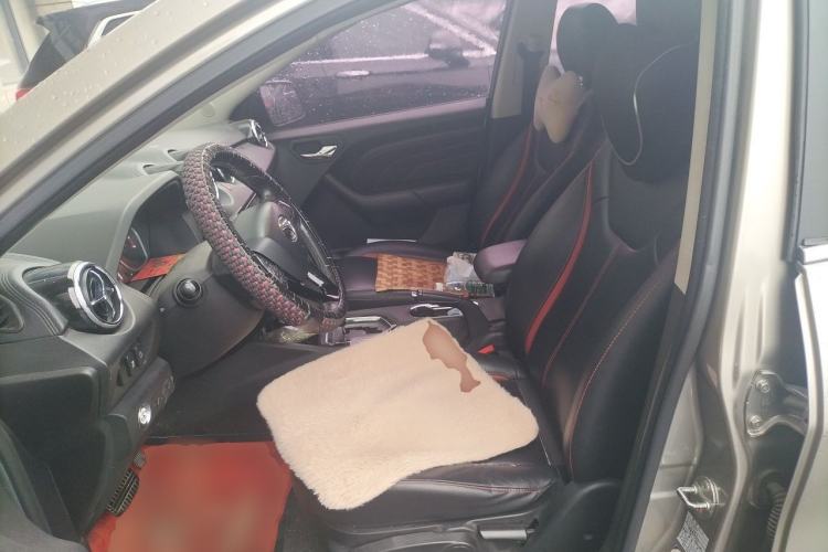 Used Soueast DX3 2016 1.5T CVT Flagship Model Left Front Seat
