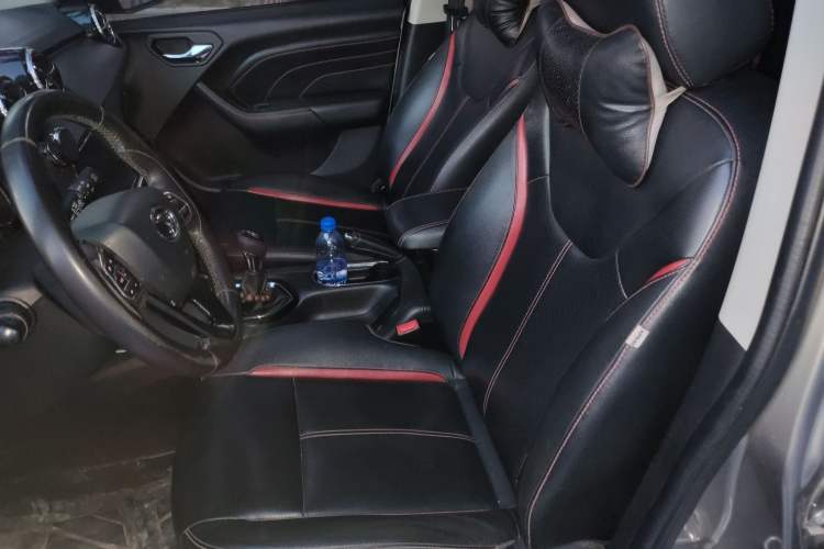 Used Soueast DX3 2016 1.5L Manual Flagship Version Left Front Seat