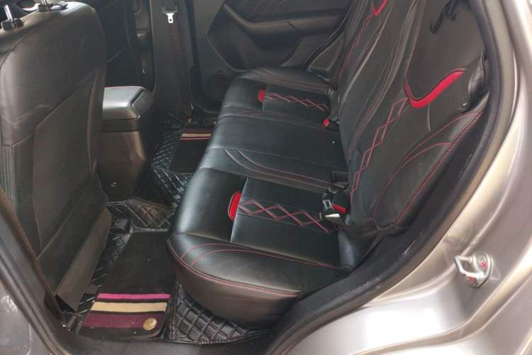 Used Soueast DX3 2016 1.5L Manual Luxury Edition Left Rear Seat