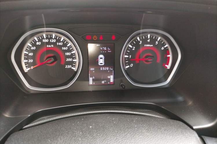 Used Soueast DX3 2016 1.5L Manual Luxury Edition Odometer Close Up
