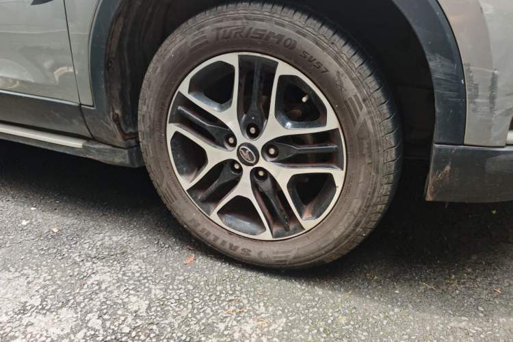Used Soueast DX3 2016 1.5L Manual Luxury Model Right Front Wheel Hub