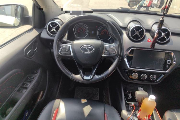 Used Soueast DX3 2016 1.5T CVT Prestige Edition Steering Wheel