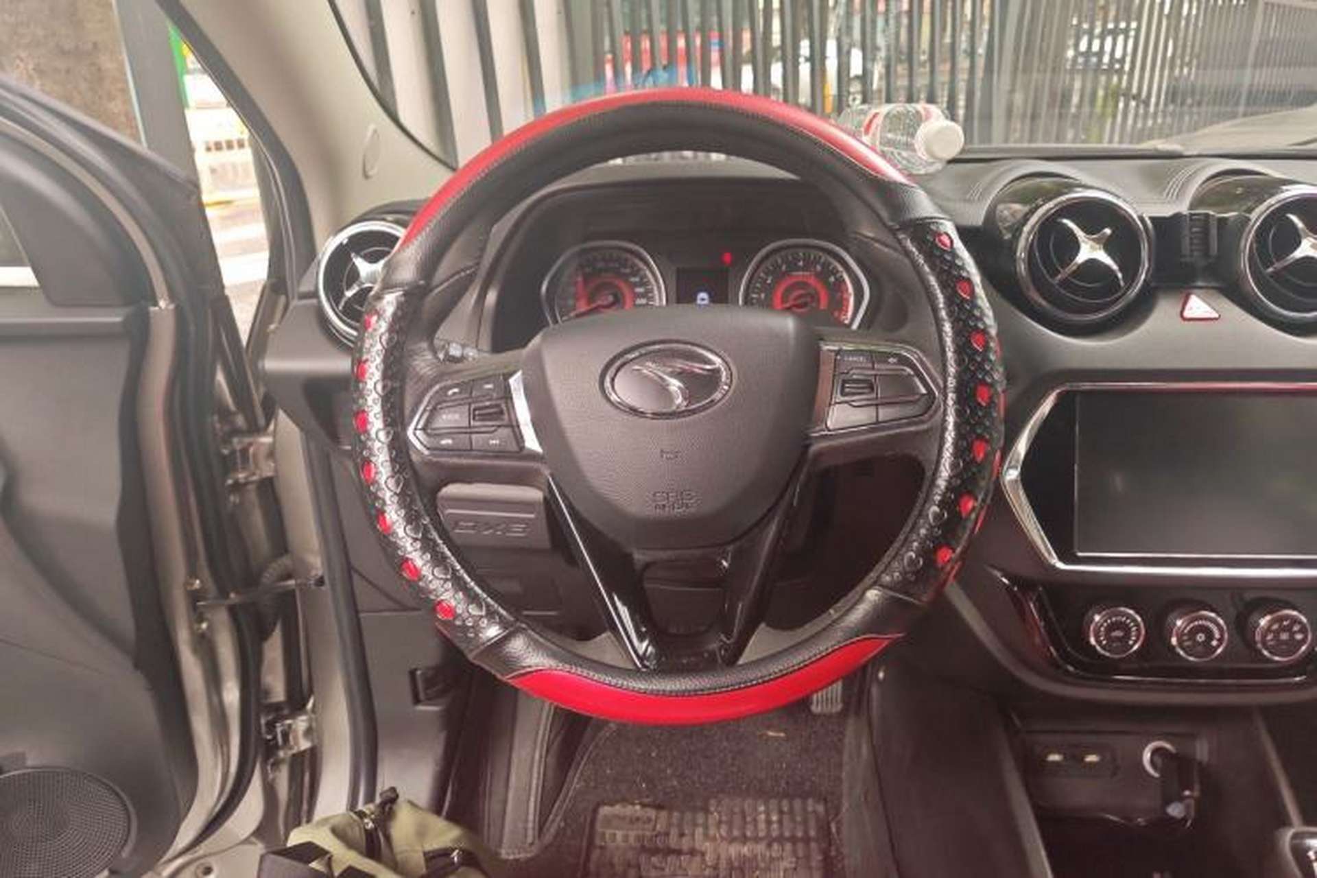 Used Soueast DX3 2016 1.5L Manual Flagship Version Steering Wheel