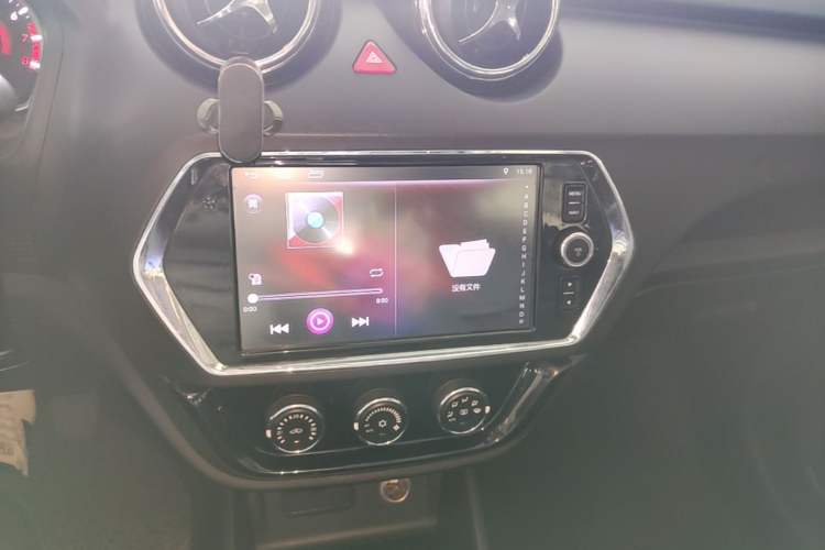 Used Soueast DX3 2016 1.5L Manual Luxury Edition Audio And AC Panel