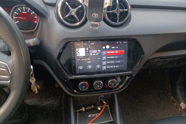 Used Soueast DX3 2016 1.5L Manual Luxury Model Audio And AC Panel