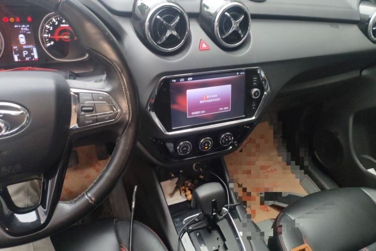 Used Soueast DX3 2016 1.5T CVT Prestige Edition Audio And AC Panel