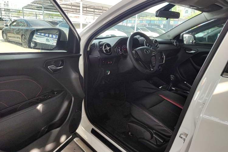 Used Soueast DX3 2016 1.5L Manual Luxury Edition Driver Seat