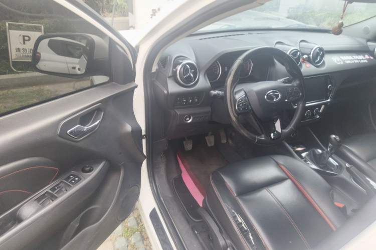 Used Soueast DX3 2016 1.5L Manual Flagship Version Driver Seat