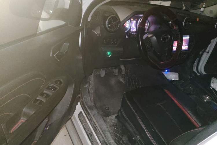 Used Soueast DX3 2016 1.5L Manual Luxury Edition Driver Seat