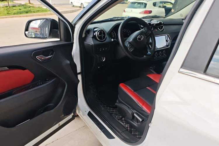 Used Soueast DX3 2016 1.5T SRG CVT Flagship Edition Driver Seat