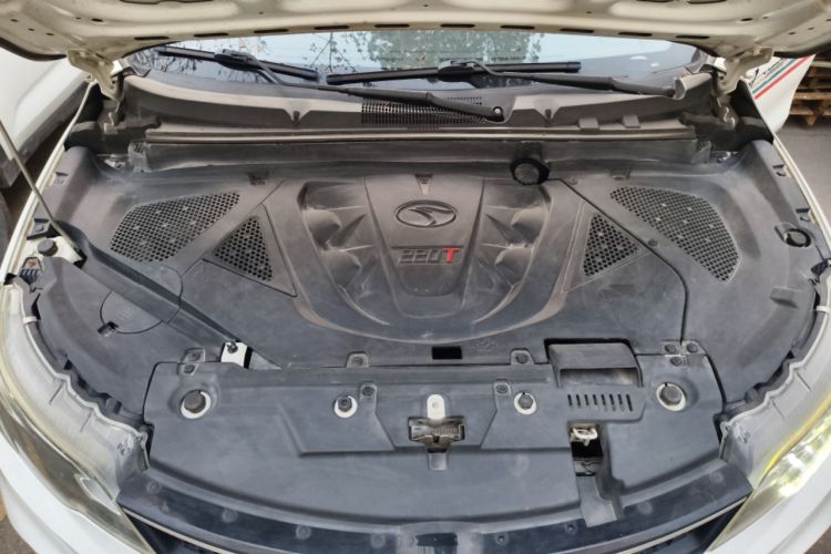 Used Soueast DX3 2016 1.5L Manual Luxury Model Engine Bay