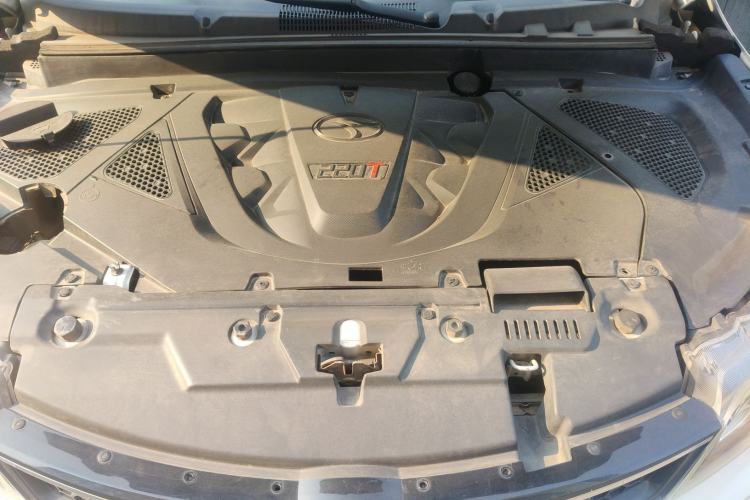 Used Soueast DX3 2016 1.5T CVT Luxury Model Engine Bay