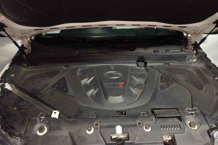 Used Soueast DX3 2016 1.5T CVT Prestige Edition Engine Bay