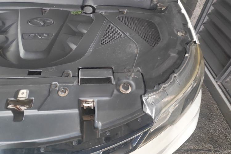 Used Soueast DX3 2016 1.5L Manual Luxury Edition Engine Bay Left