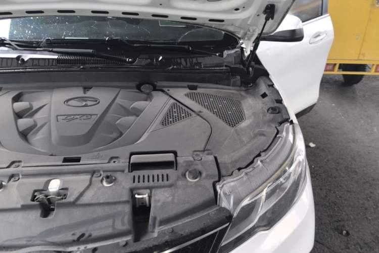Used Soueast DX3 2016 1.5L Manual Flagship Version Engine Bay Left